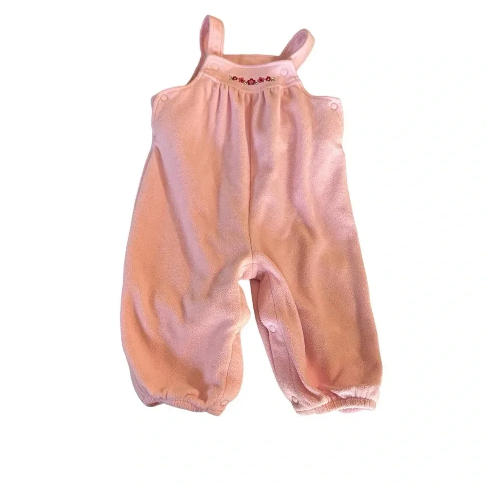 Carter's baby girls size 6 months pink fleece overalls